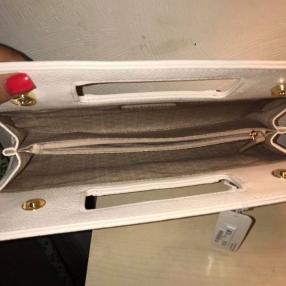 White rhinestone clutch - Picture 3 of 3